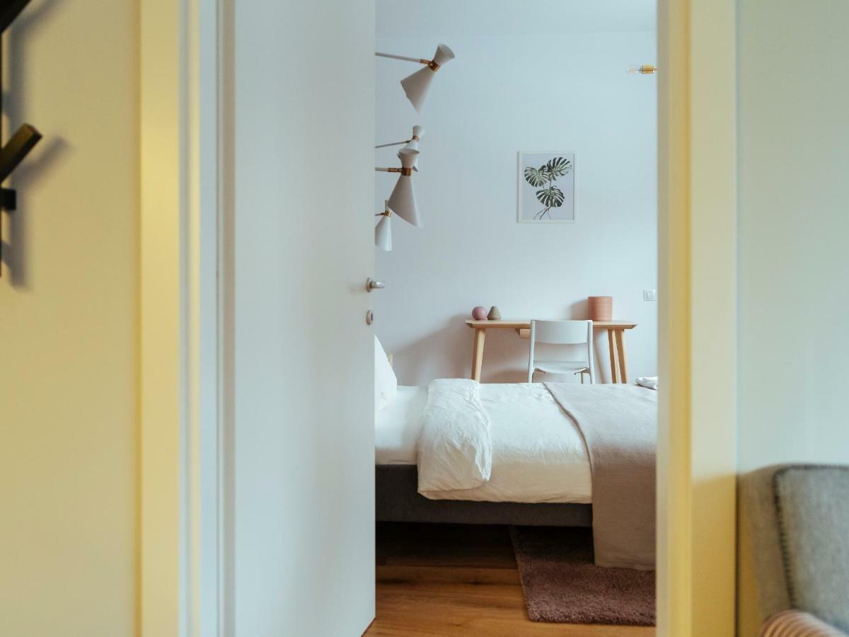 Boutique Luxury Flats - La Maison Du Petit Paris Bucureşti Ngoại thất bức ảnh